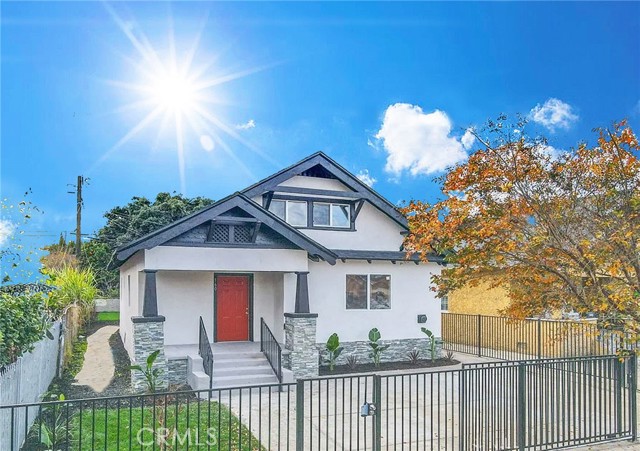 160 W 48th Street, Los Angeles CA: https://media.crmls.org/medias/34c4fdaf-293a-4606-b047-92ddf12b525b.jpg