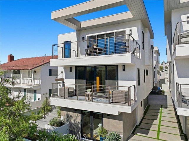 Details for 959 5th Street A, Hermosa Beach, CA 90254