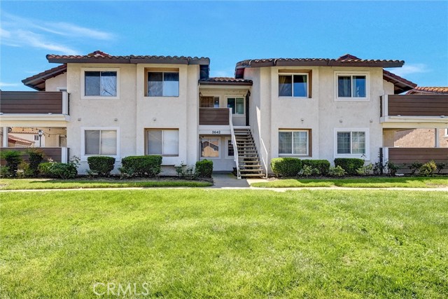 Detail Gallery Image 2 of 35 For 3642 Oak Creek Dr #D,  Ontario,  CA 91761 - 2 Beds | 2 Baths