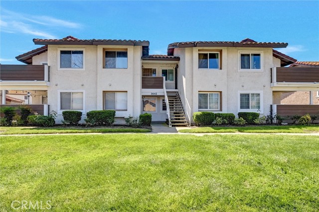 Detail Gallery Image 2 of 35 For 3642 Oak Creek Dr #D,  Ontario,  CA 91761 - 2 Beds | 2 Baths