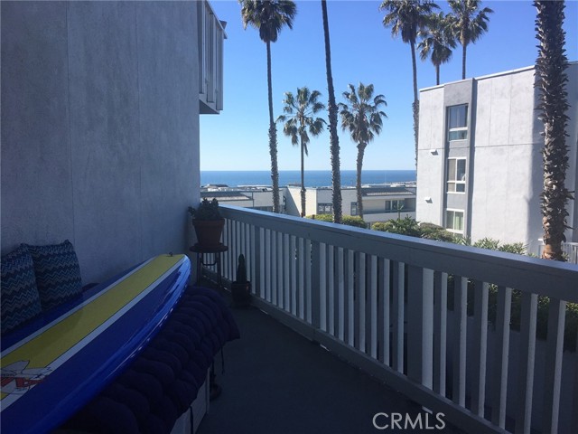 630 The Village, Redondo Beach, California 90277, 1 Bedroom Bedrooms, ,1 BathroomBathrooms,Residential,Sold,The Village,SB22046341