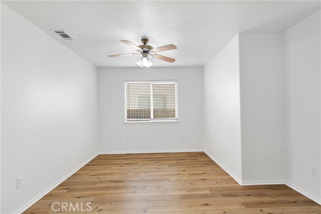 Detail Gallery Image 11 of 37 For 16940 Winona St, Victorville,  CA 92395 - 3 Beds | 2 Baths