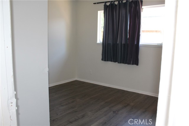 Detail Gallery Image 8 of 9 For 38903 Rambler Ave #1,  Palmdale,  CA 93550 - 3 Beds | 1 Baths