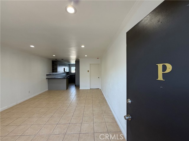 Detail Gallery Image 7 of 27 For 240 W Verdugo, Burbank,  CA 91502 - 2 Beds | 2 Baths