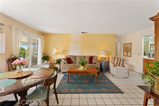 Detail Gallery Image 16 of 39 For 22668 Hunwut Dr, Wildomar,  CA 92595 - 4 Beds | 2 Baths