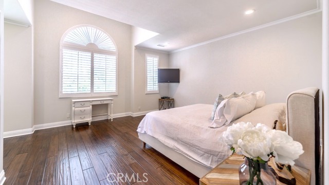 Detail Gallery Image 48 of 61 For 4461 Stern Ave, Sherman Oaks,  CA 91423 - 5 Beds | 4/1 Baths