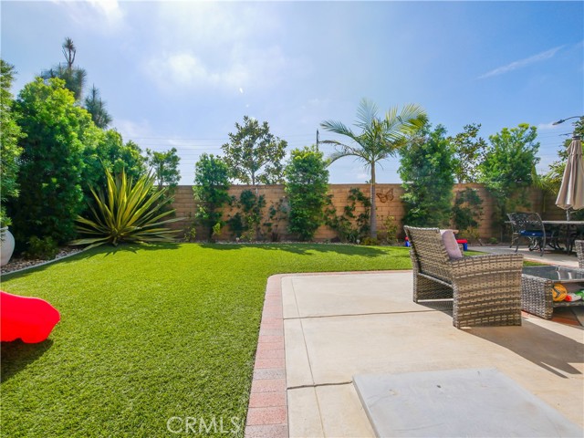 Detail Gallery Image 3 of 34 For 1064 Moreno Way, Placentia,  CA 92870 - 3 Beds | 2/1 Baths