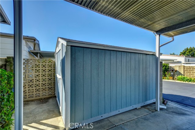 8x12 shed with loads of storage space.