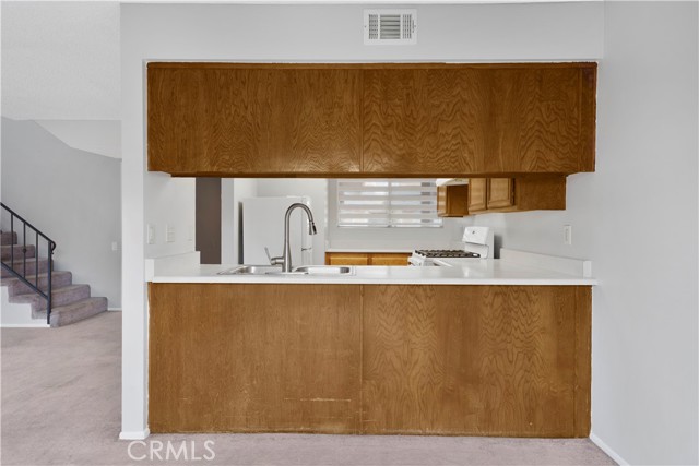 Detail Gallery Image 7 of 18 For 1738 Lynne Dr #34,  Santa Maria,  CA 93454 - 2 Beds | 1/1 Baths