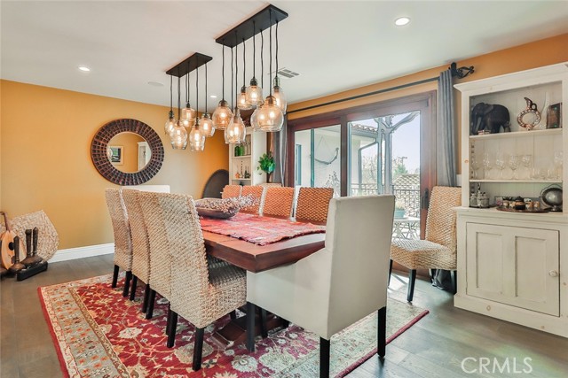 Detail Gallery Image 9 of 45 For 5617 Colodny Dr, Agoura Hills,  CA 91301 - 6 Beds | 4/1 Baths