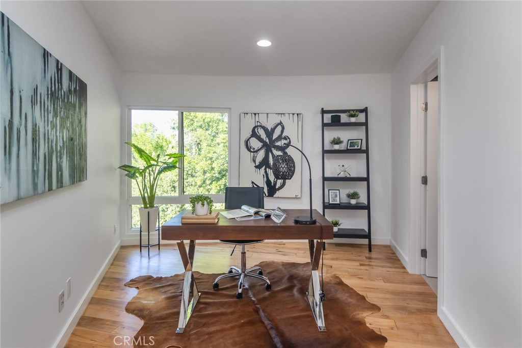 3828 Alomar DriveSherman Oaks img 11
