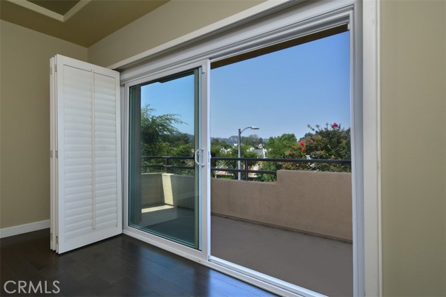 Detail Gallery Image 15 of 23 For 4230 Colfax Ave #201,  Studio City,  CA 91604 - 2 Beds | 2 Baths