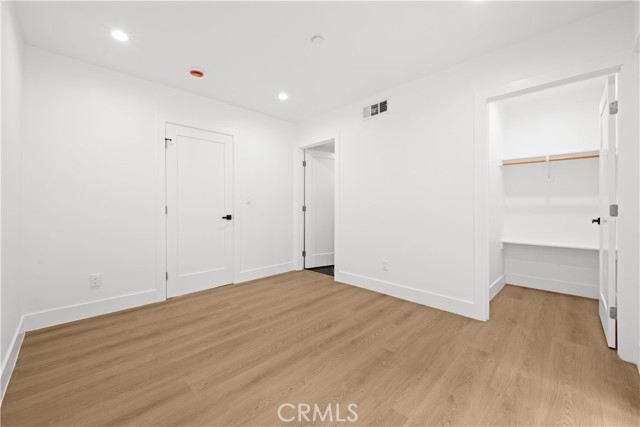 Detail Gallery Image 21 of 36 For 2922 12th Ave, Los Angeles,  CA 90018 - 4 Beds | 4 Baths