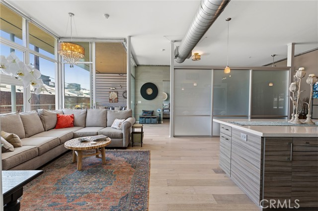 Front Image Thumbnail for CRSR26073601