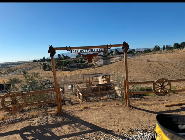 11843 Ivy, Hesperia CA: https://media.crmls.org/medias/34ce0822-e539-4f06-afaf-6f4c7e7d5275.jpg