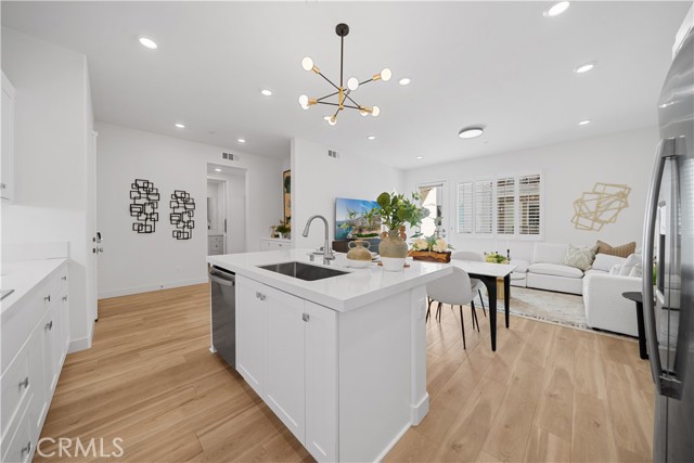 Front Image Thumbnail for CRWS26023257