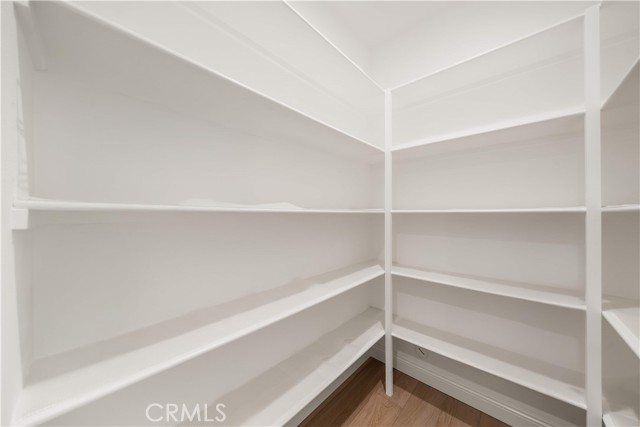 Detail Gallery Image 16 of 75 For 27 Gillman St, Irvine,  CA 92612 - 6 Beds | 6/1 Baths