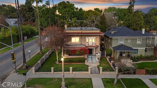 4495 Mission Inn Avenue, Riverside CA: https://media.crmls.org/medias/34d1bc4f-62ac-4e8a-b841-37e7ca52b769.jpg