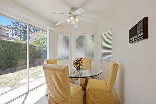 24402 Nugget Falls Lane, Laguna Niguel CA: https://media.crmls.org/medias/34d1f0f9-3188-4e00-b686-536abceac155.jpg