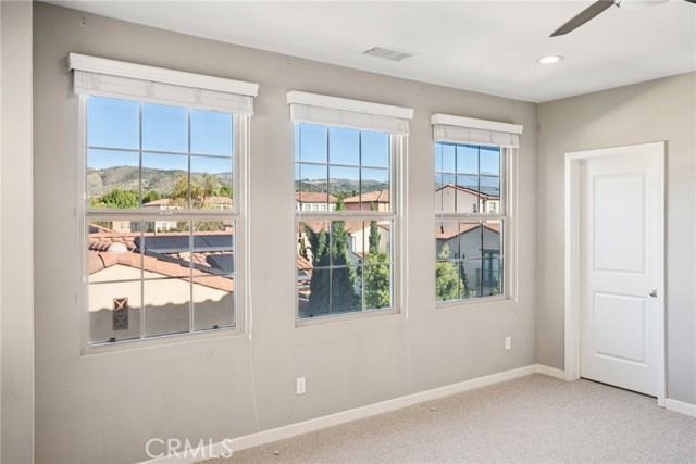 Detail Gallery Image 14 of 46 For 107 Kestrel, Irvine,  CA 92618 - 3 Beds | 3/1 Baths