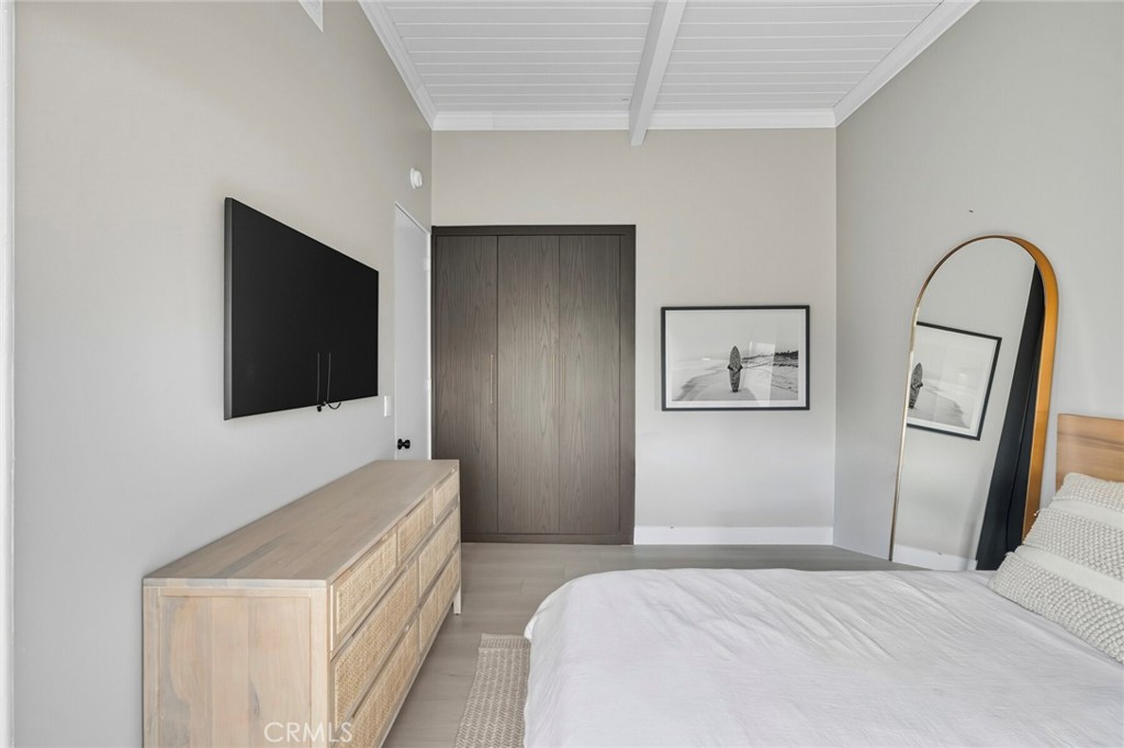 MLS #OC25234747 image #20