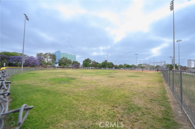 Detail Gallery Image 24 of 31 For 3688 Walnut Ave, Lynwood,  CA 90262 - 3 Beds | 1 Baths