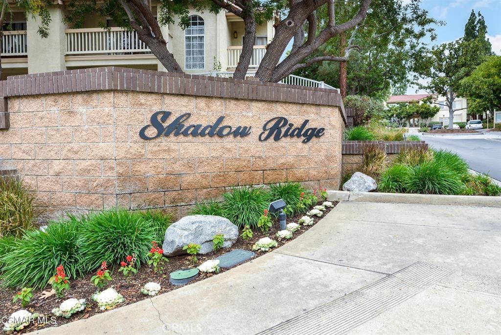 5744 Oak Bend Ln #212