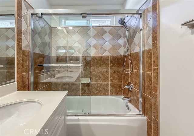 462 Cremona Way, Oak Park CA: https://media.crmls.org/medias/34d3ba5d-fe44-47de-9071-beeae1830535.jpg