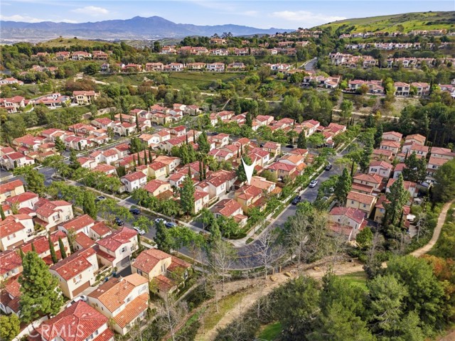 Detail Gallery Image 26 of 34 For 117 White Flower, Irvine,  CA 92603 - 3 Beds | 2/1 Baths
