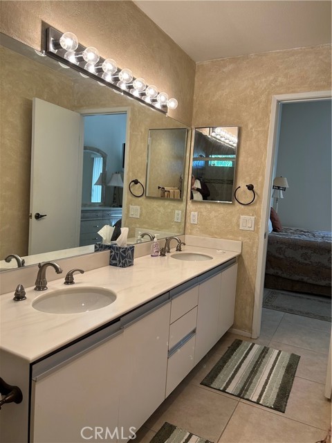 Image 22 of 30 For 1435 Tiffany