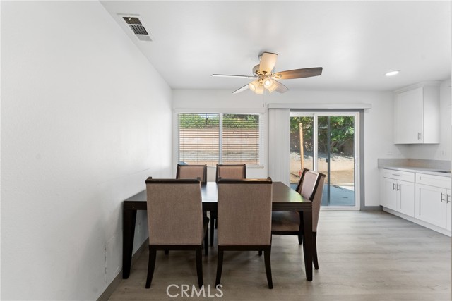 Detail Gallery Image 7 of 25 For 910 Marlyce Ln, Hemet,  CA 92543 - 3 Beds | 2 Baths