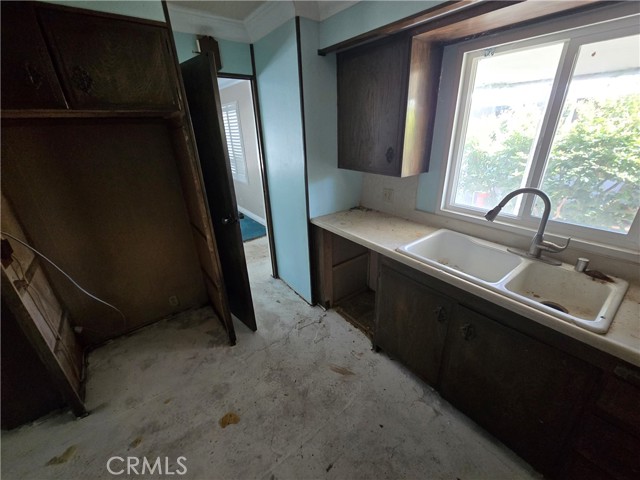 16222 Monterey Lane, Huntington Beach CA: https://media.crmls.org/medias/34d554b2-7a55-4a85-bf11-5bebe947da2f.jpg