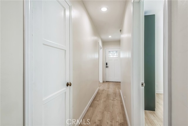 703 Avenue D, Redondo Beach, California 90277, 3 Bedrooms Bedrooms, ,1 BathroomBathrooms,Residential,For Sale,Avenue D,TR26093549