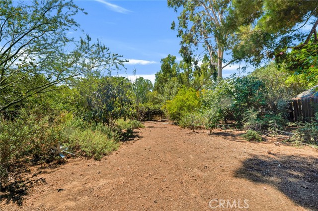 Detail Gallery Image 27 of 37 For 21724 Chatsworth St, Chatsworth,  CA 91311 - 3 Beds | 2 Baths