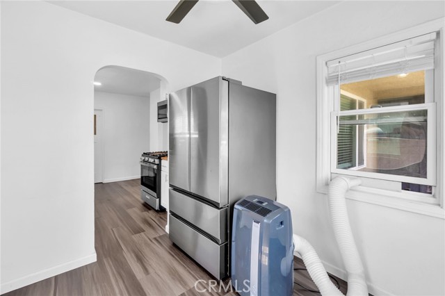 Detail Gallery Image 14 of 47 For 9511 Olive St, Bellflower,  CA 90706 - 3 Beds | 1 Baths