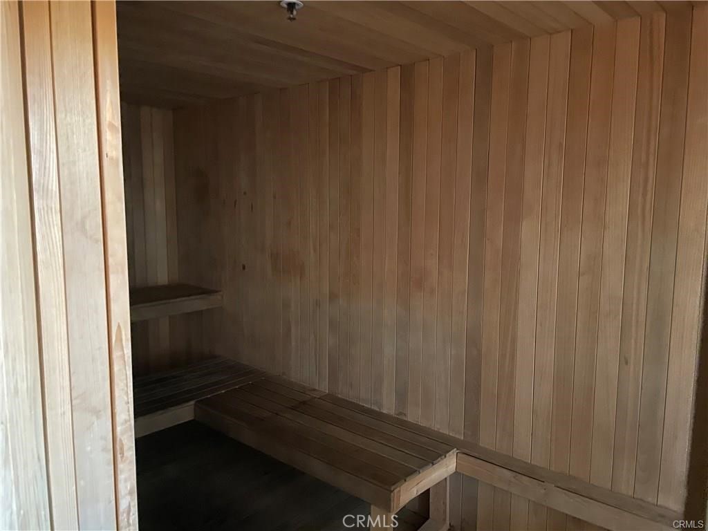https://media.crmls.org/medias/34d70ed2-2cae-43ac-8d58-5f435adc8a50.jpg?preset=X-Large