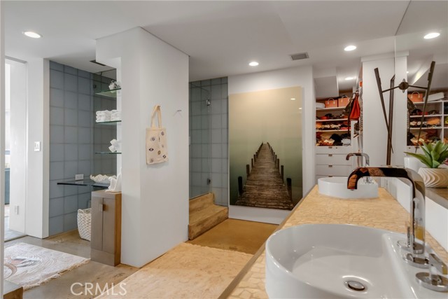 Detail Gallery Image 29 of 44 For 800 W 1st, Los Angeles,  CA 90012 - 2 Beds | 2/1 Baths