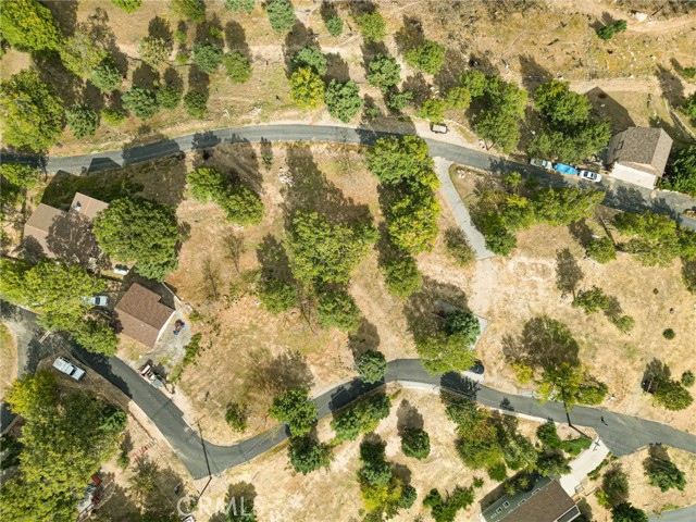 Detail Gallery Image 5 of 8 For 25 Pine Cone, Running Springs,  CA 92382 - – Beds | – Baths