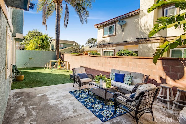 2019 Ernest Avenue, Redondo Beach, California 90278, 3 Bedrooms Bedrooms, ,2 BathroomsBathrooms,Residential,Sold,Ernest,SB17030206