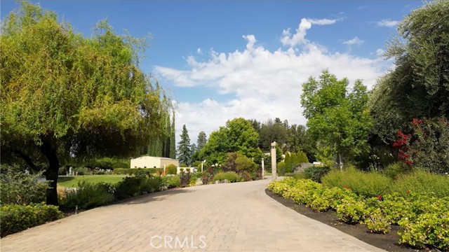 Detail Gallery Image 13 of 49 For 12950 N Willow Ave, Clovis,  CA 93619 - 7 Beds | 6 Baths