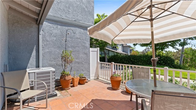 Detail Gallery Image 18 of 24 For 19812 Ridge Manor Way #39,  Yorba Linda,  CA 92886 - 3 Beds | 2/1 Baths