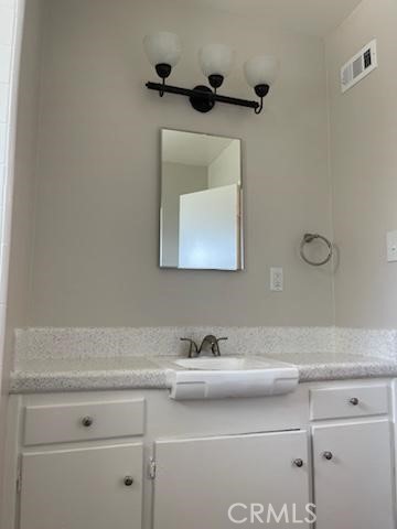 Detail Gallery Image 4 of 15 For 921 S Park Cir, Anaheim,  CA 92804 - 1 Beds | 1 Baths