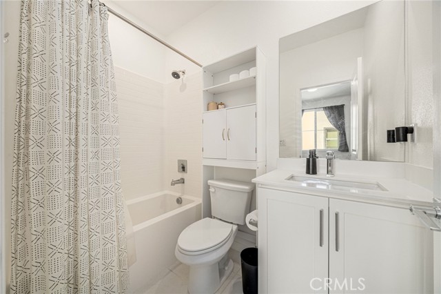 Detail Gallery Image 17 of 38 For 606 Dawson, Long Beach,  CA 90814 - 2 Beds | 2/1 Baths
