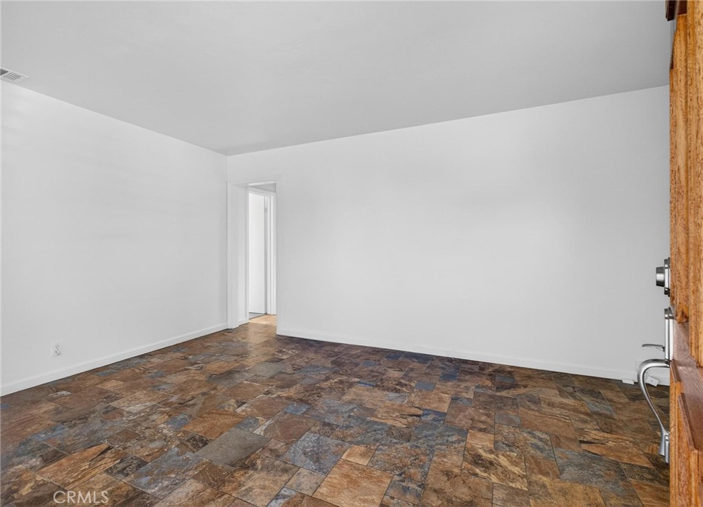 MLS #SB25234735 image #2