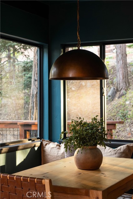 Detail Gallery Image 9 of 37 For 607 Old Toll Rd, Lake Arrowhead,  CA 92352 - 3 Beds | 2 Baths