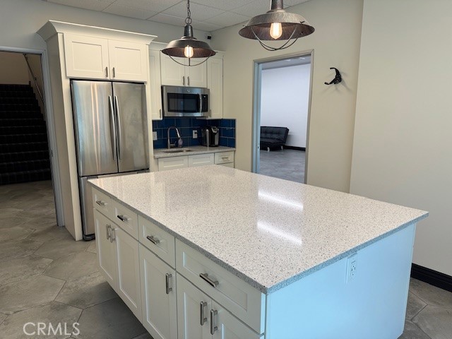 27383 Via Industria, Temecula, California 92590, ,Commercial Lease,For Rent,27383 Via Industria,CRIG25155306