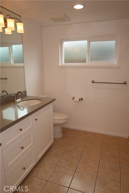 Detail Gallery Image 21 of 29 For 21162 Lockhaven Cir, Huntington Beach,  CA 92646 - 3 Beds | 2 Baths