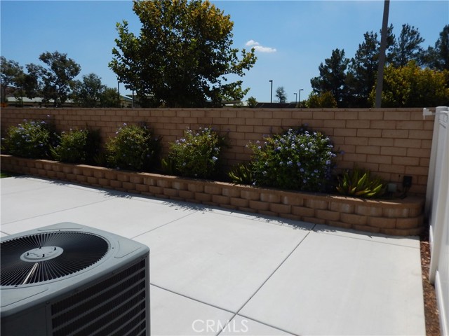 Detail Gallery Image 9 of 42 For 30407 Cherry Opal Ln, Menifee,  CA 92584 - 2 Beds | 2/1 Baths
