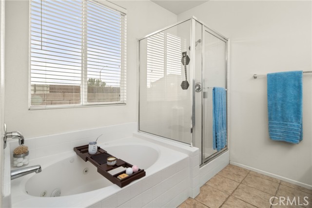 Detail Gallery Image 22 of 59 For 40651 Whitecliff Way, Palmdale,  CA 93551 - 5 Beds | 2/1 Baths