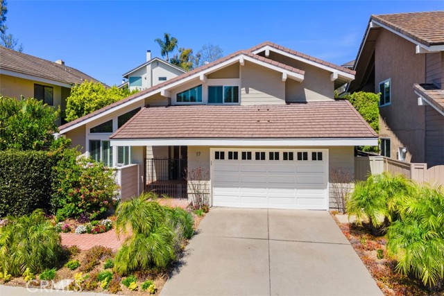 17 Silver Crescent, Irvine CA: https://media.crmls.org/medias/34dad1d4-d52f-46ab-b568-661353b850a0.jpg